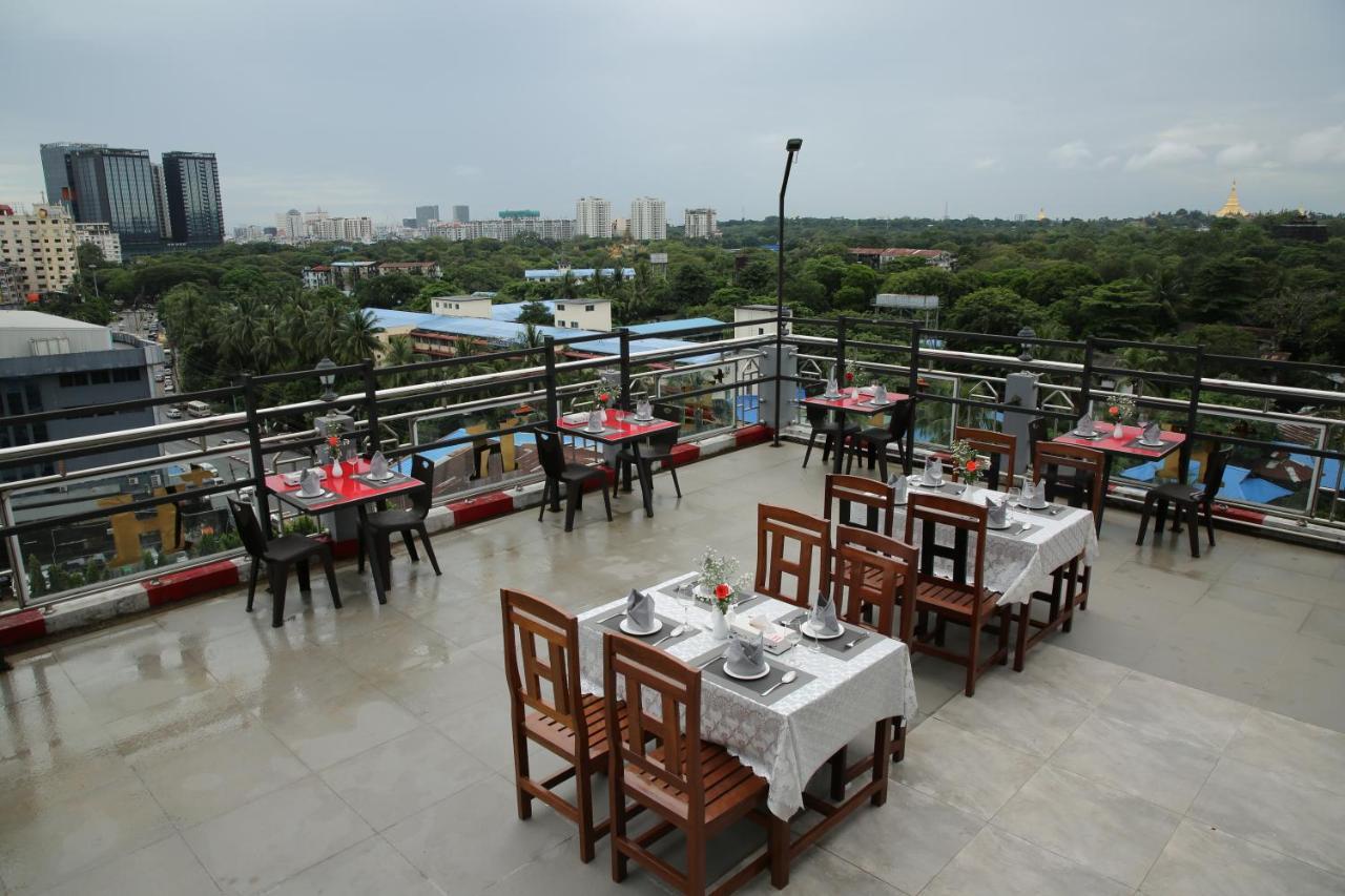 H Plus Hotel Янгон Экстерьер фото